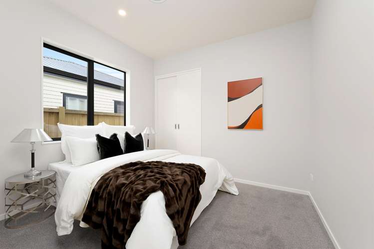8 Furlough Road Opaheke_11
