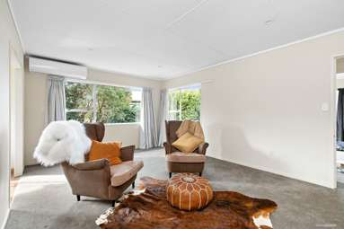 2633 Awhitu Road_3