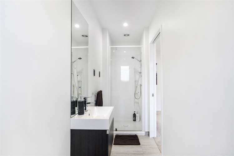 69 Southfield Drive Lincoln_31