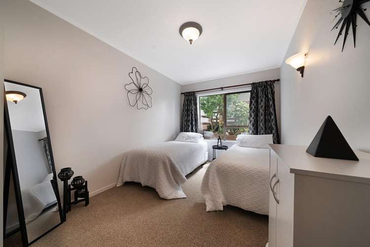 180 Royal Road Massey_28