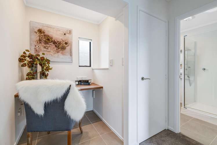 12A Eagle Place Red Beach_15