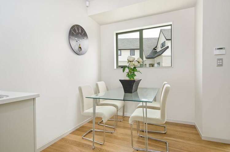 28 Hatfield Place Albany Heights_2