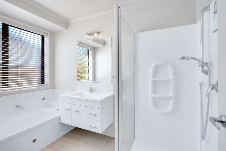 171 Clyde Street Hamilton East_15