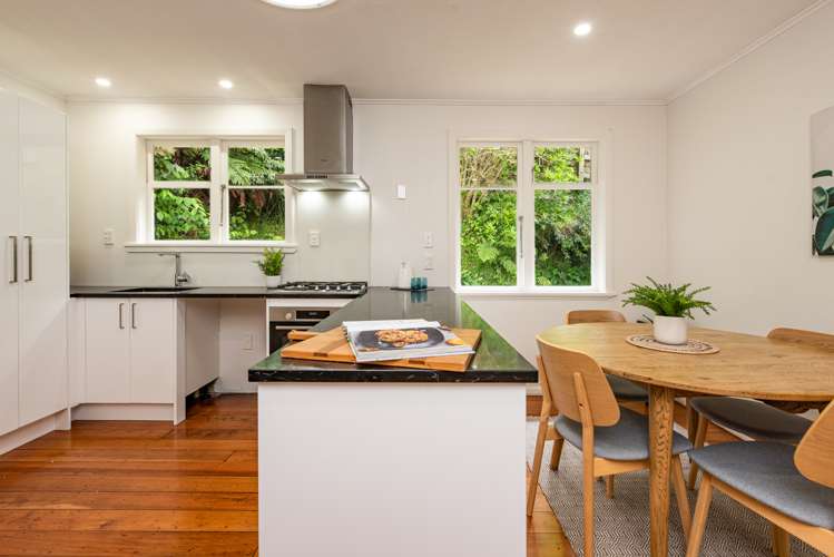 16a Wilfred Street Tawa_5