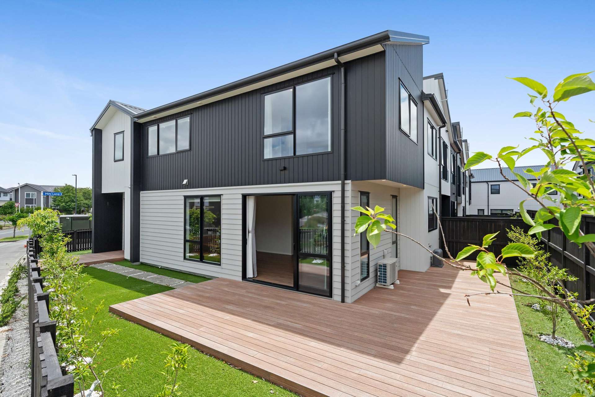 2 Mihi Lane Hobsonville_0