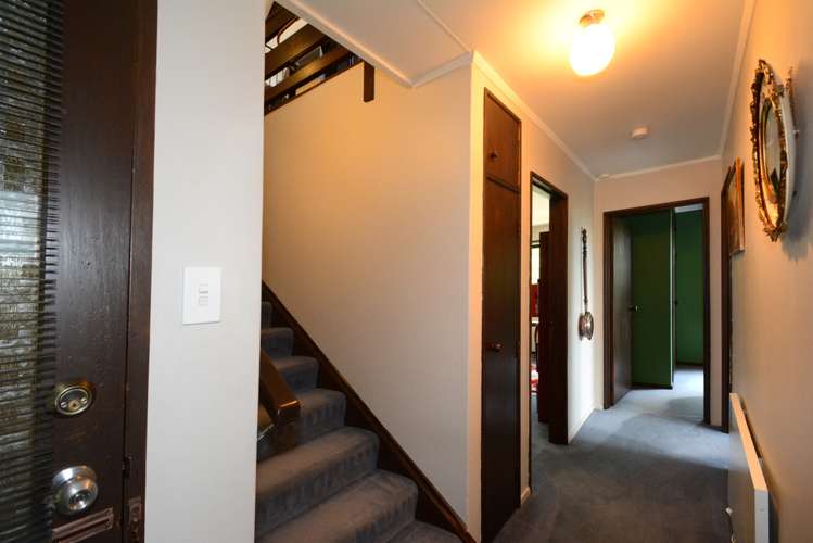 73 Easther Crescent Kew_10