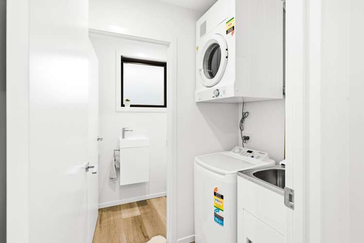 8 Edwin Street Caversham_16
