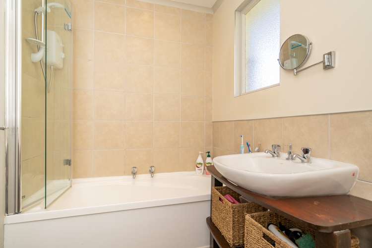 76 Koremata Street Green Island_15