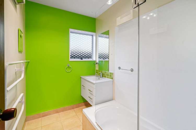 9 Bridgemere Lane Cracroft_16