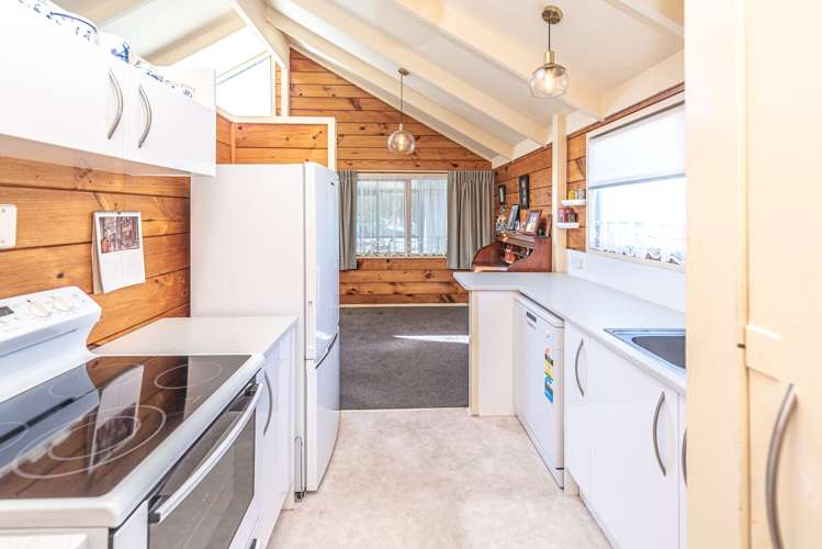 21 Treadwell Street Springvale_9