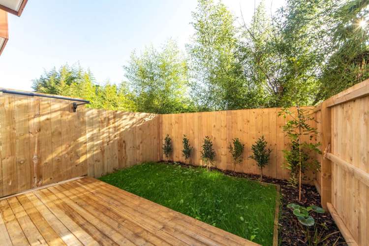 6/4 Serjeant Street Henderson_10