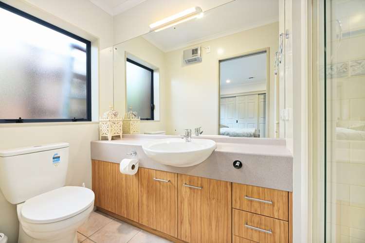 15 Graven Court Henderson_9