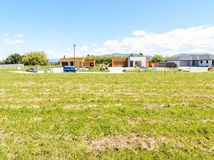 17 Puketutu Grove Motueka_5