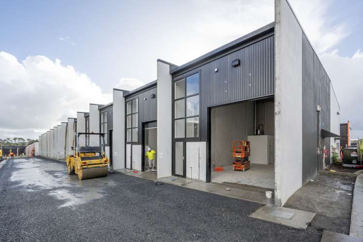 7 and 8/90 Hobsonville Road Hobsonville_4