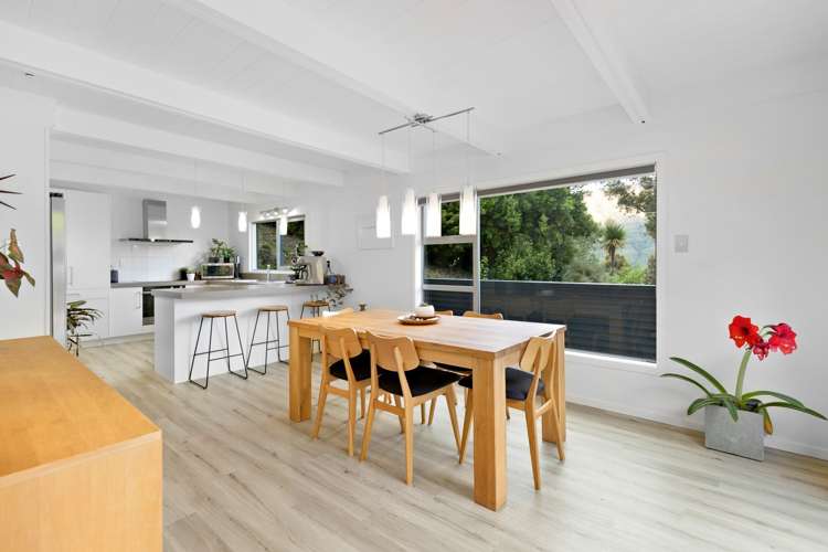 40 Arawata Terrace Fernhill/Sunshine Bay_18