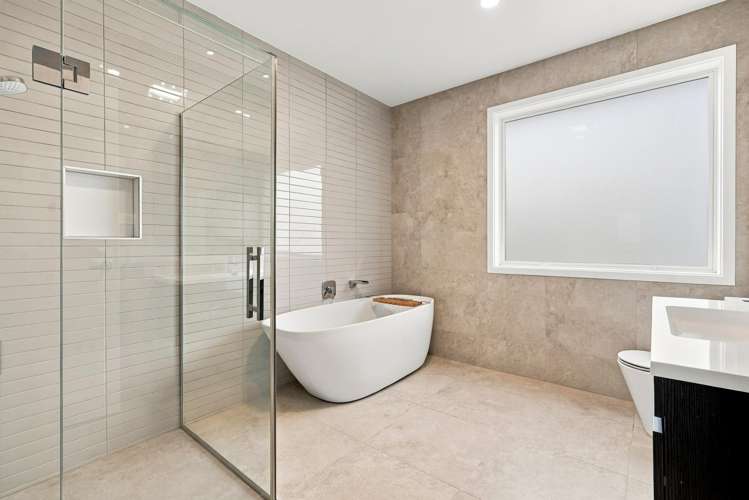 16 Milano Boulevard Karaka_19