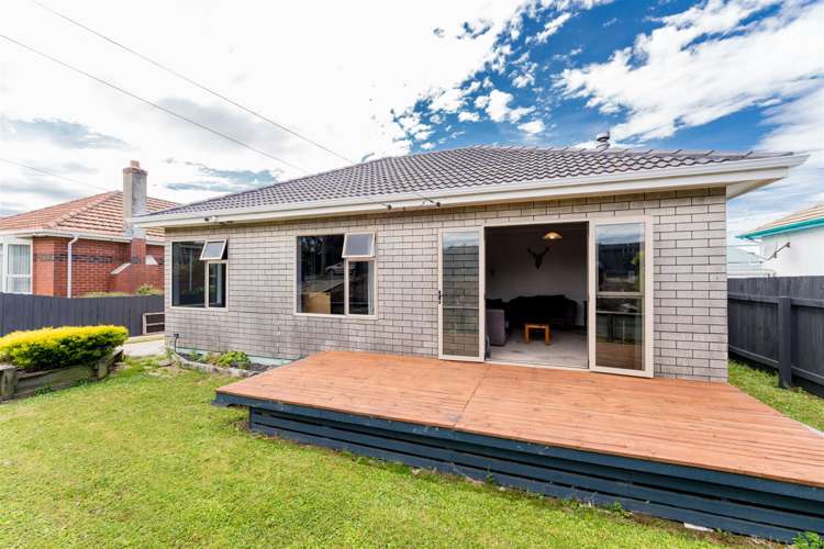 129 Riselaw Road Calton Hill_5