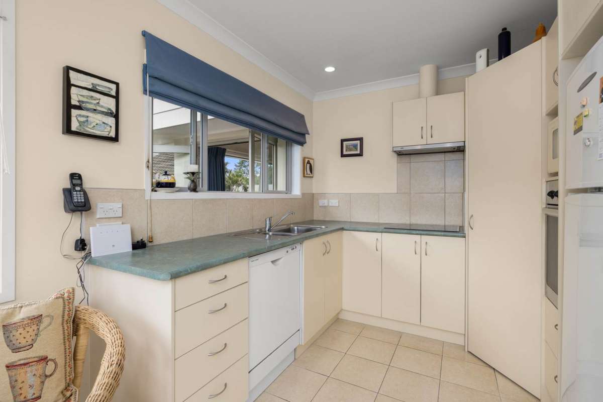 21B Cobham Court_2