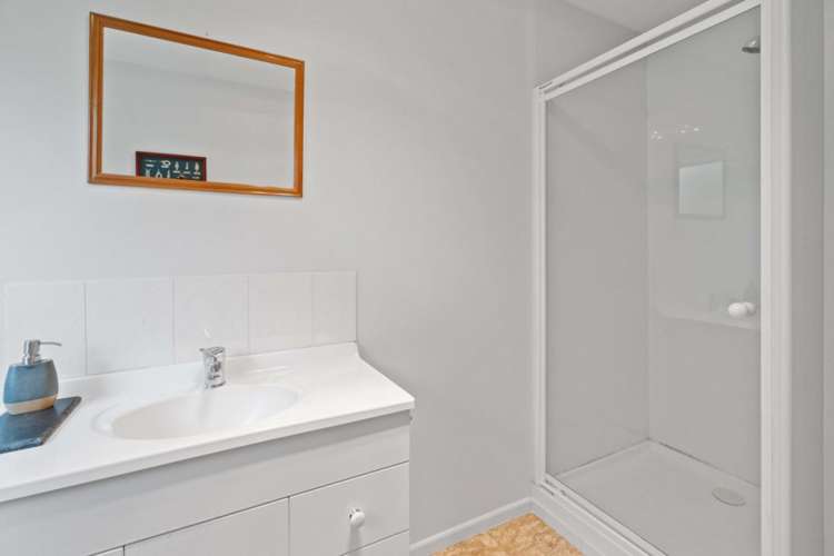 10 Singleton Street Waikari_13