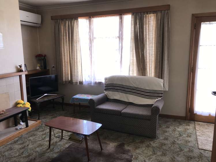 2/42 Reid Crescent Allenton_8