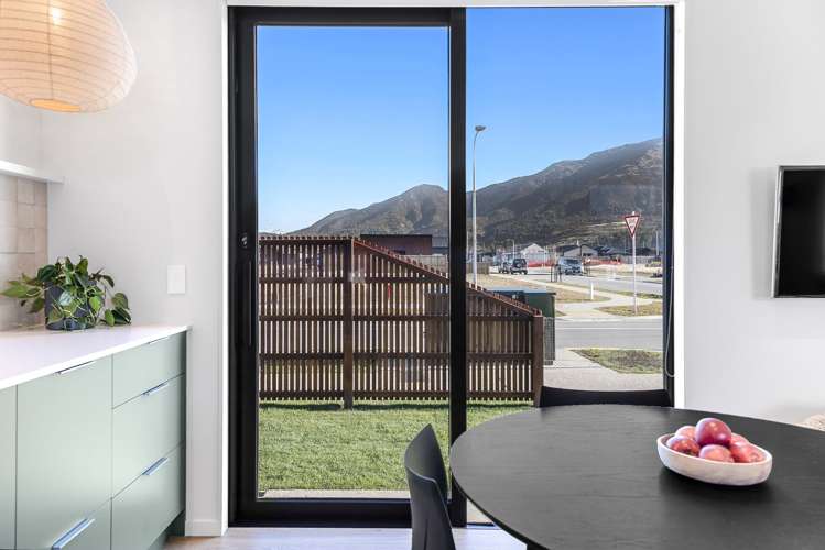 22 Barton Street Lake Hawea_8