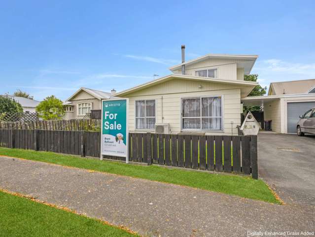Split Level Delight on Henry Street!