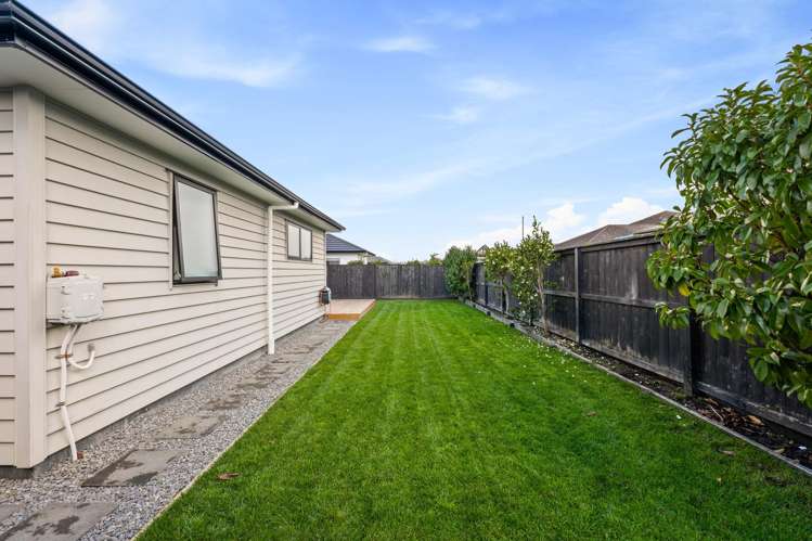 16 Sir Lincoln Drive Kumeu_13