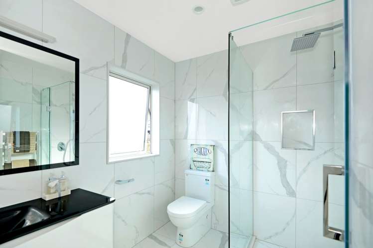 25 Ascension Crescent Orewa_10