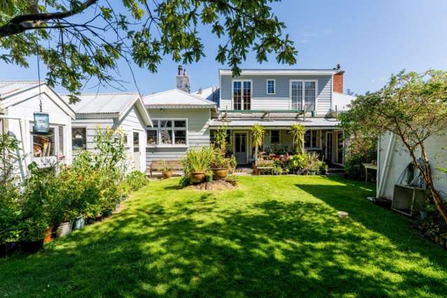 10 Carr Street – Space, Charm and Possibility