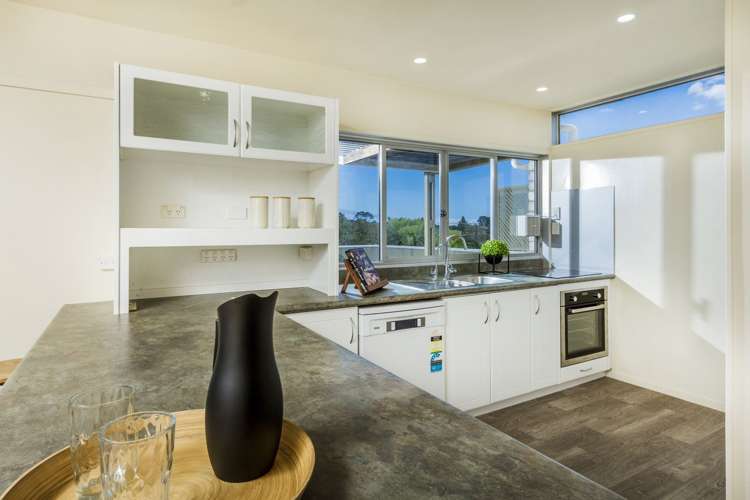 51 Gladstone Road Northcote_10