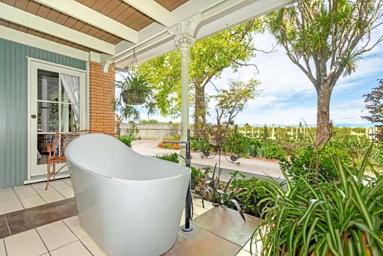 166 Main Road Matawhero_15