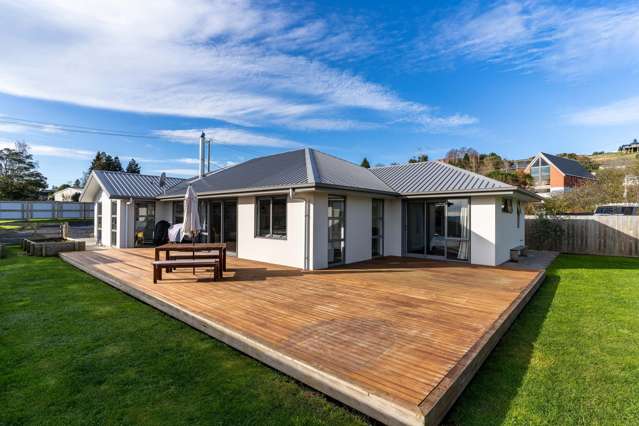 Must sell - owners on the move