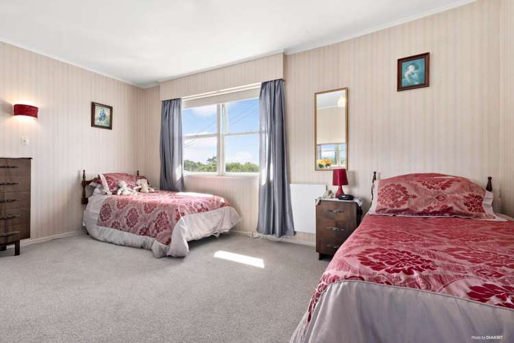 1/77 Royal View Road Te Atatu South_5