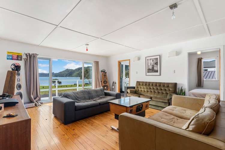 611 Beach Road Whangamata_5