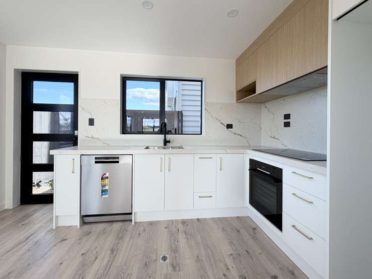 4/75 Te Taruna Drive Milldale_5