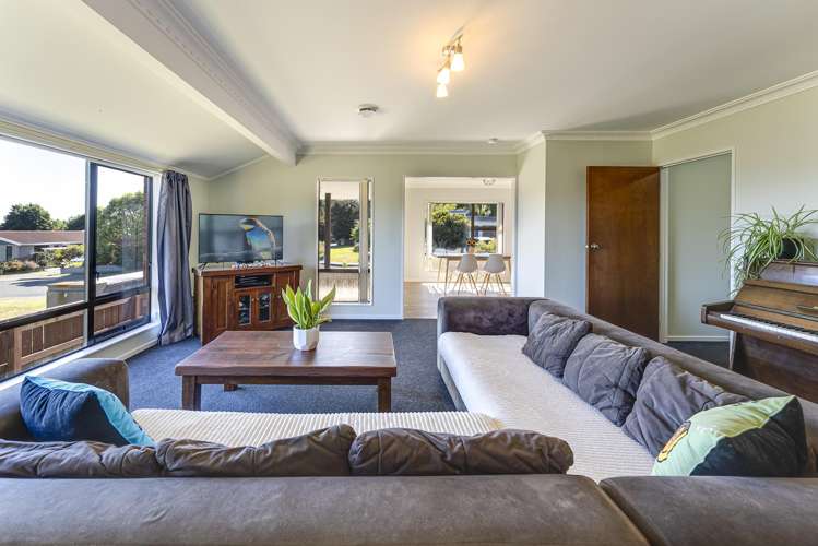 26 Selbourne Avenue Richmond_8