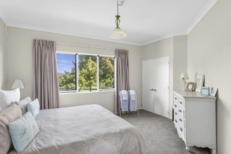 397 Grasslands Drive Cambridge_12