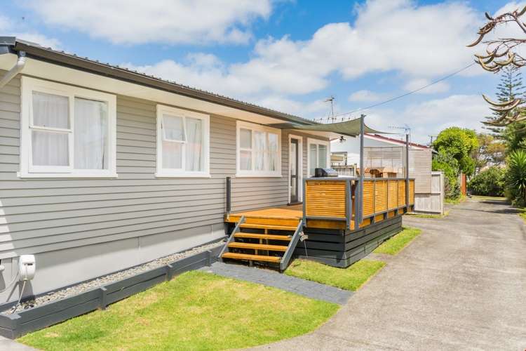 2/5 Gazelle Avenue Beach Haven_21