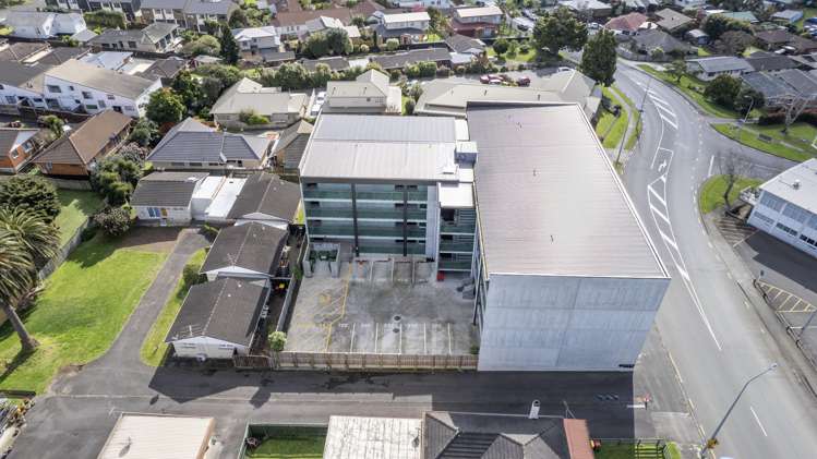 9 East Street Papakura_14