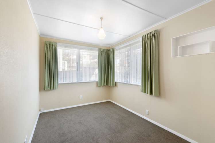 59 Turnbull Street Brockville_12