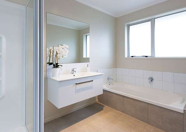 4 Piwaiwaka Lane Ramarama_3