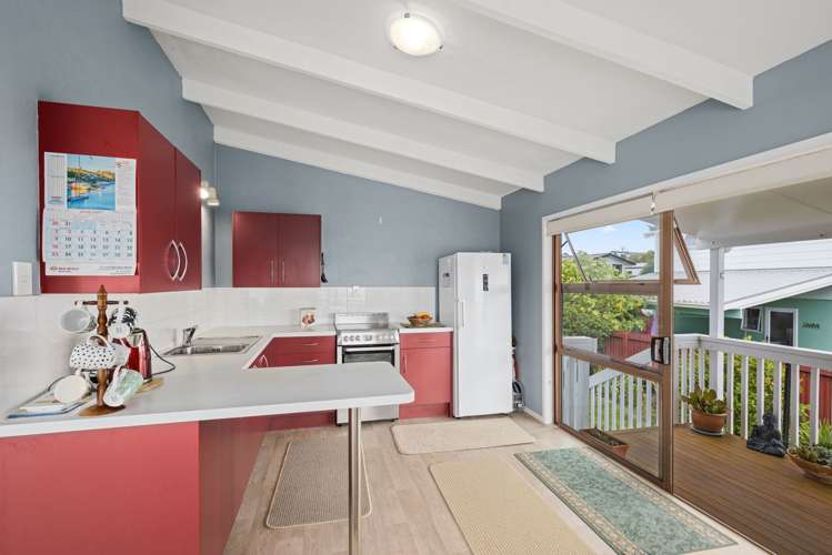 3 Kauri Crescent Snells Beach_5