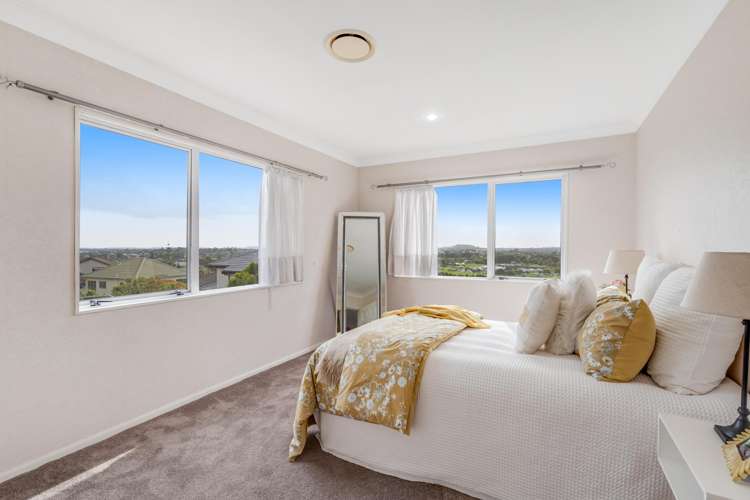 35 McCahill Views Botany Downs_29