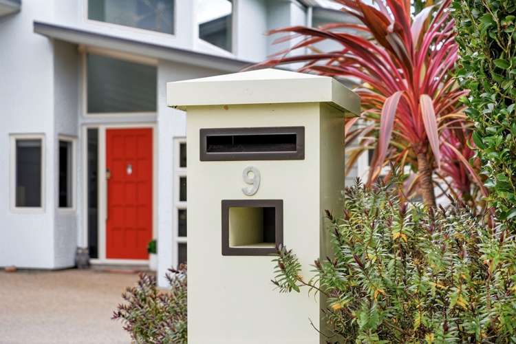 9 Corsica Way Karaka_34