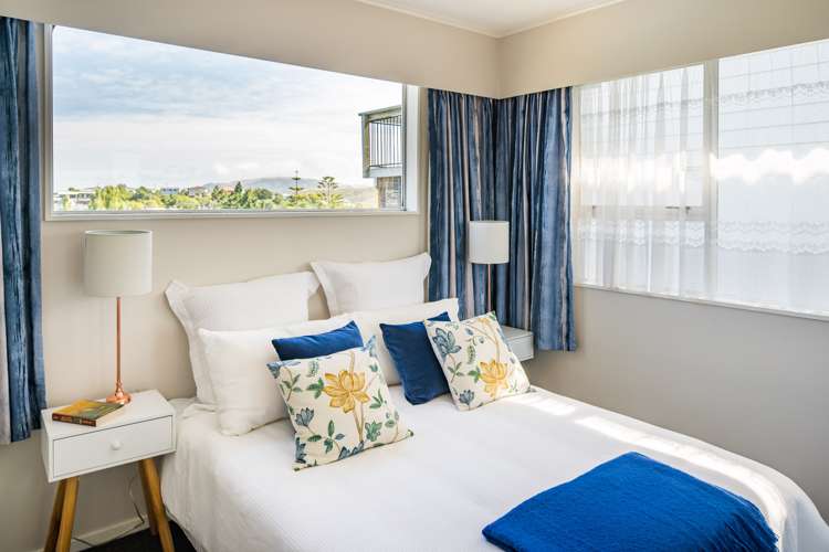 44 Truro Road Camborne_11