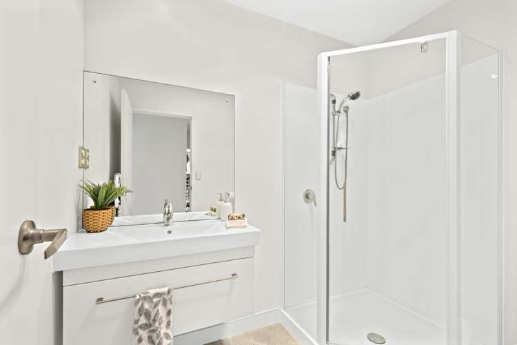 7 Tuna Place Omaha_14