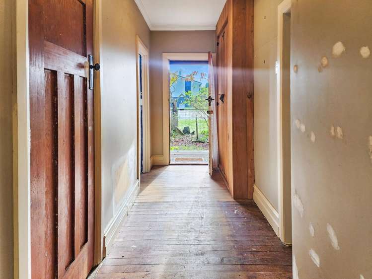 15 Wamphray Street_5