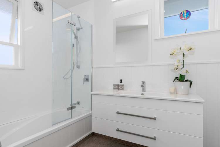 271a Grange Road Otumoetai_9