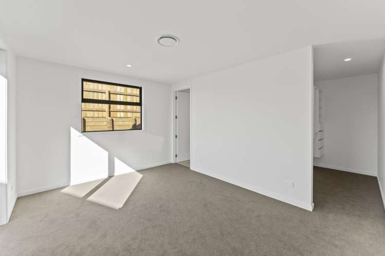 21 Greenway Crescent Richmond_19