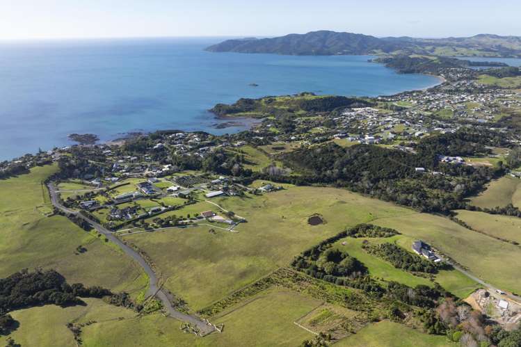 54 Morey Road Cable Bay_12